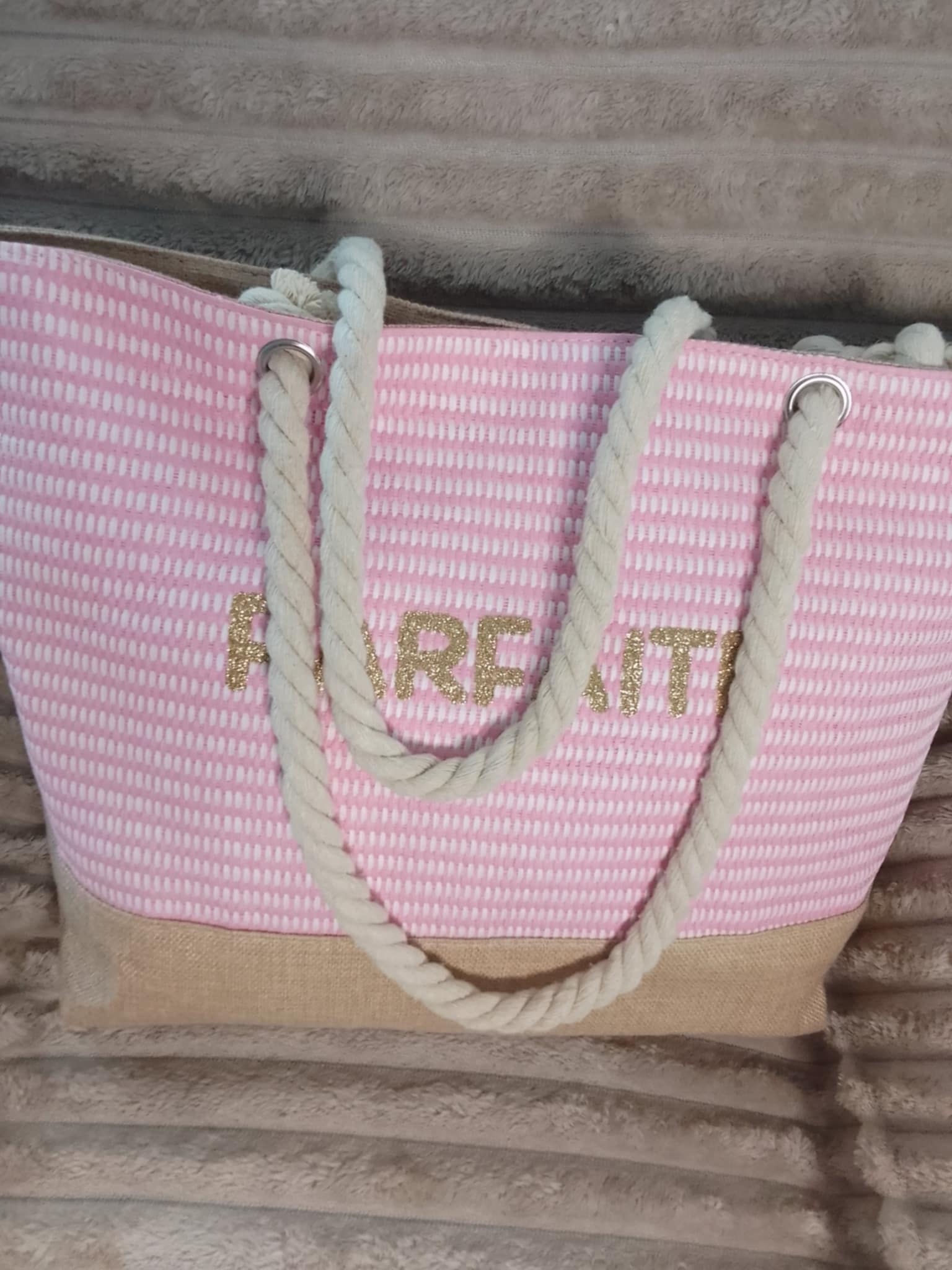 Sac de plage tendance - l'allié de vos journées ensoleillées