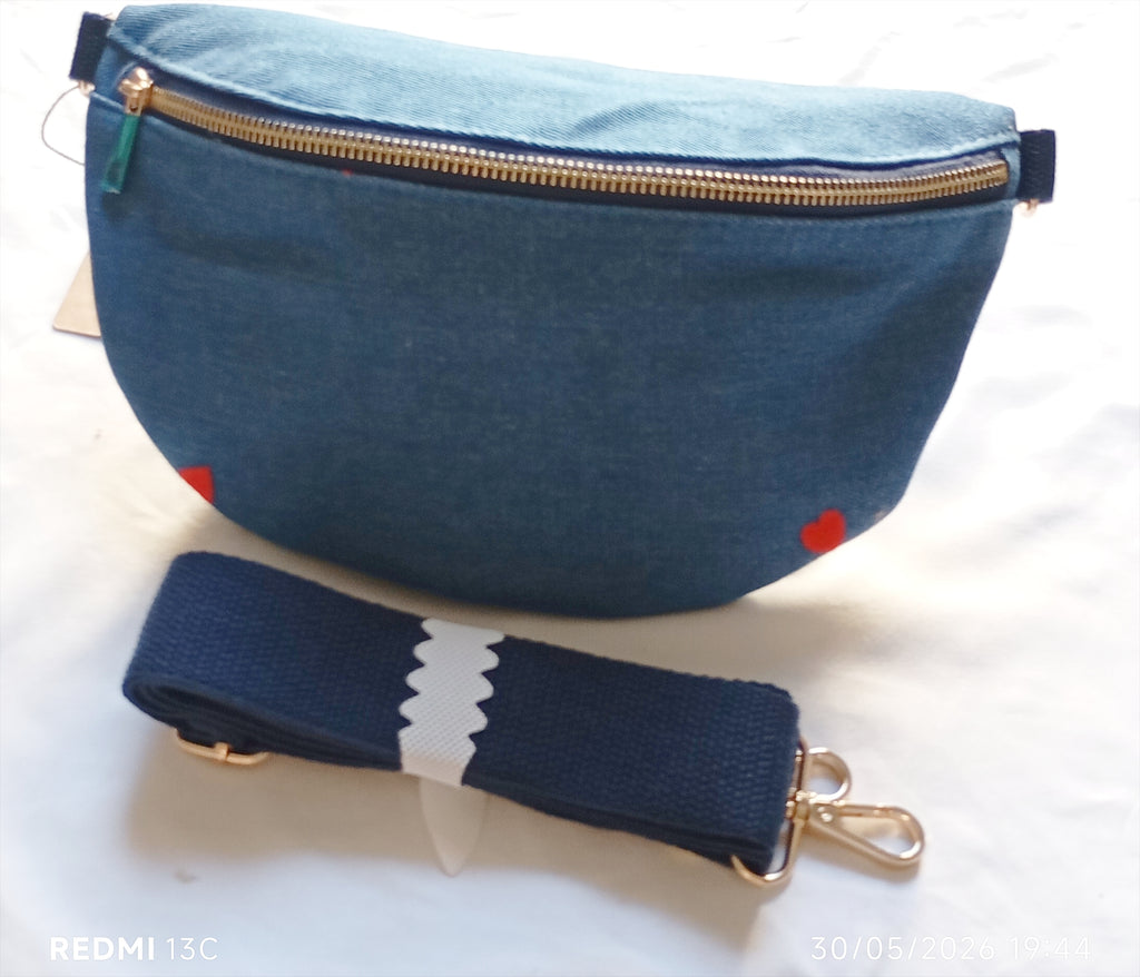 Sac banane jean avec coeur ❤️