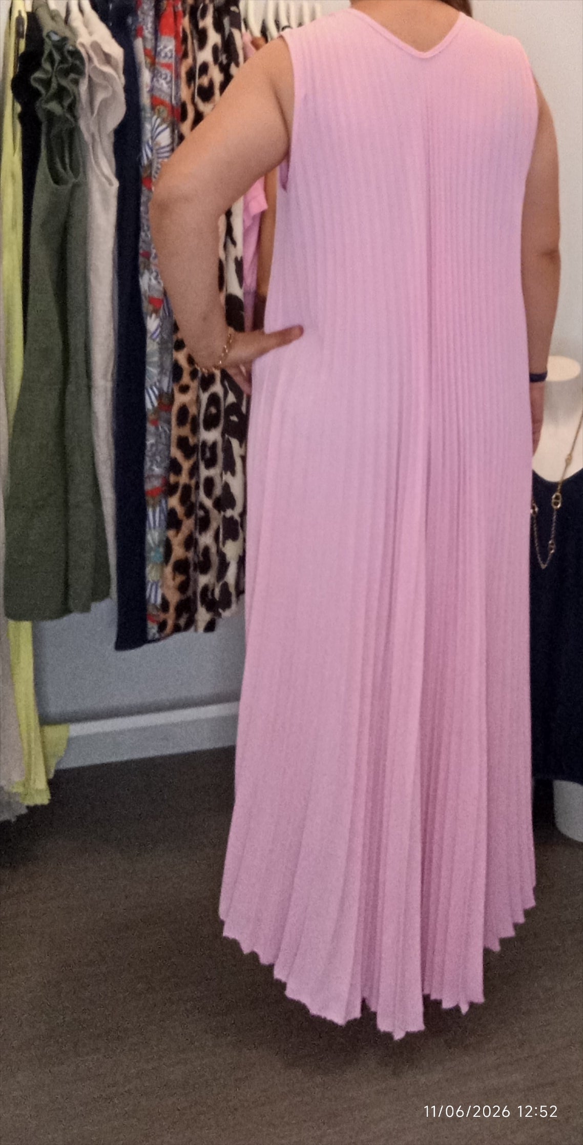 Robe longue plissée