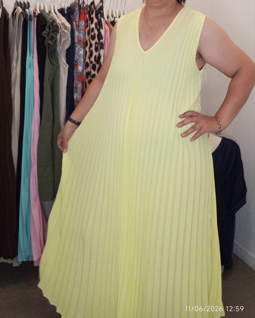 Robe longue plissée
