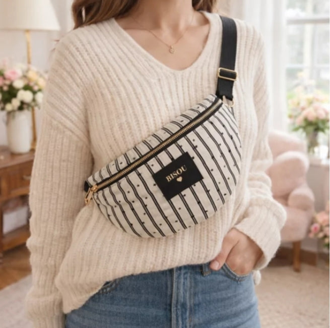 Sac banane à rayures noir et étoiles