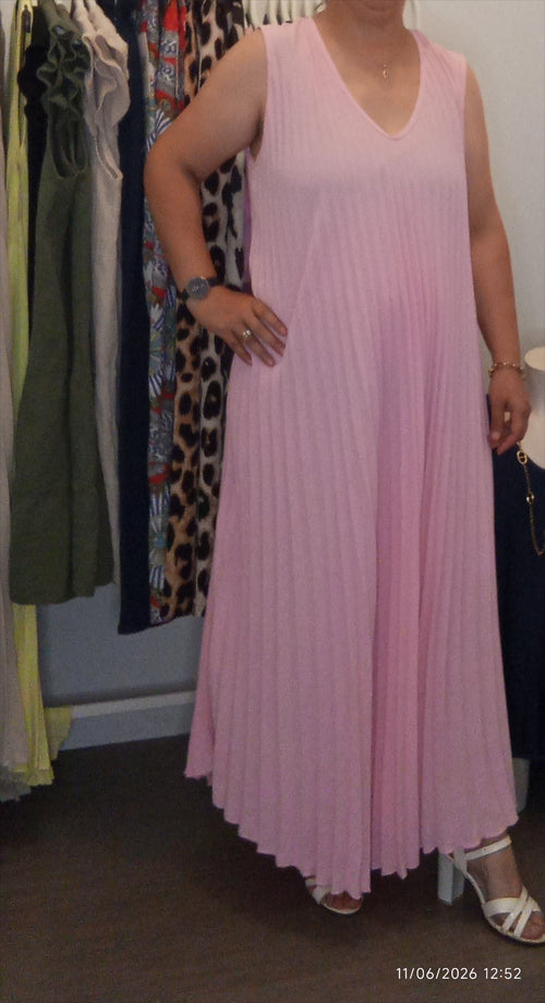 Robe longue plissée