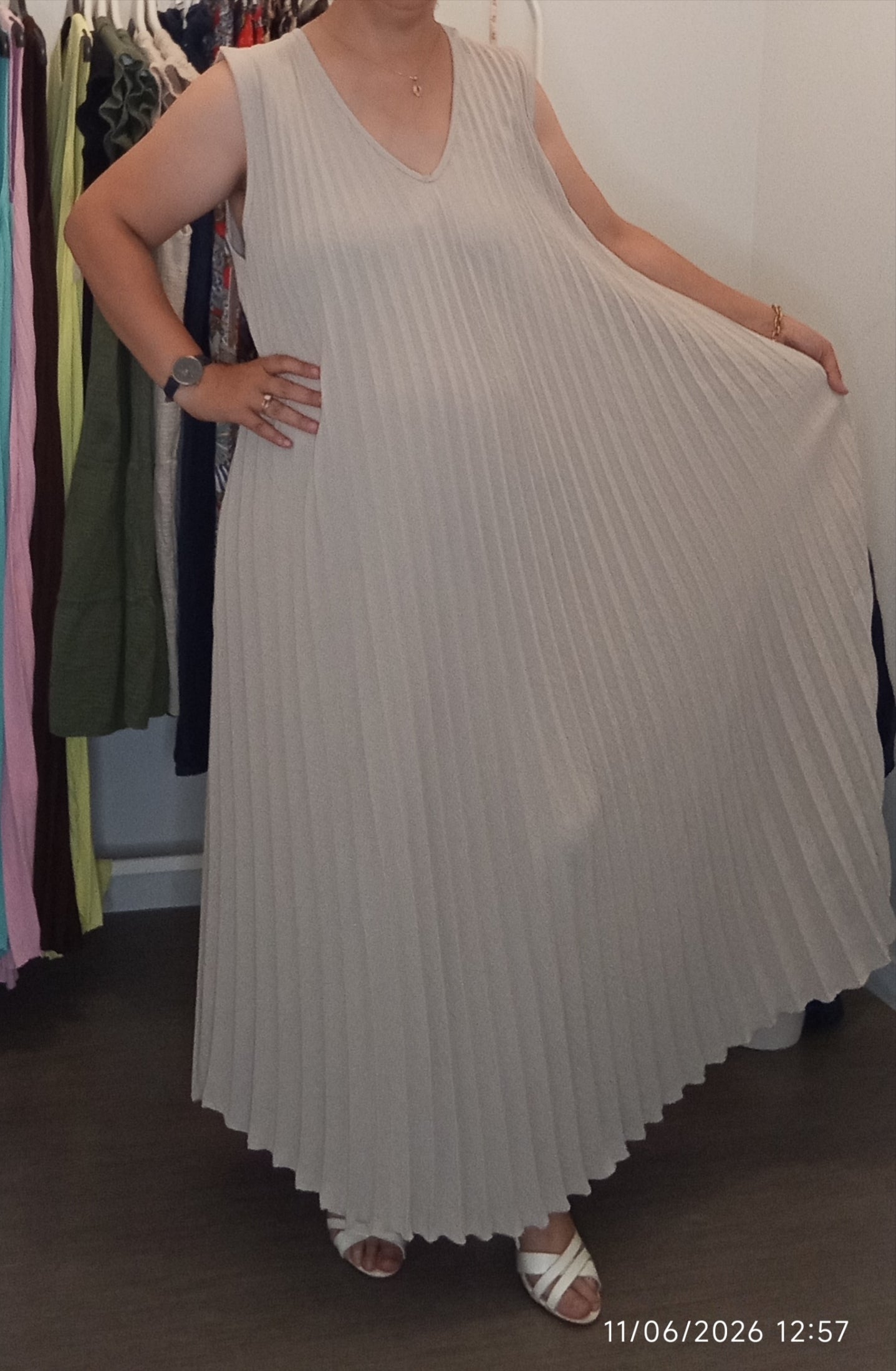Robe longue plissée