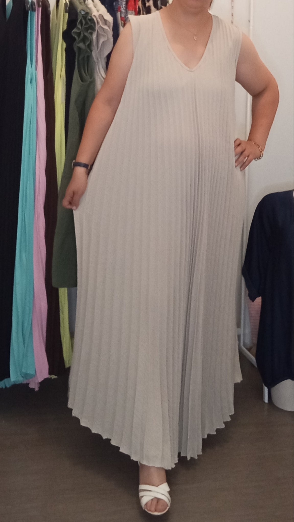 Robe longue plissée